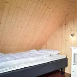 2 Bedroom Lovely In Stolmen *