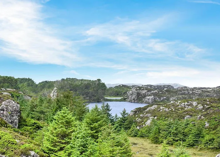 2 Bedroom Cozy In Stolmen