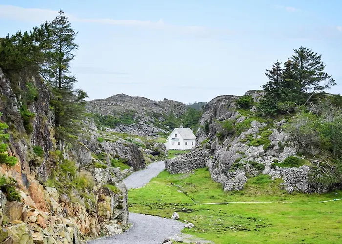 2 Bedroom Cozy In Stolmen Stokkan